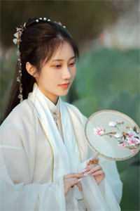 女主是顾千城